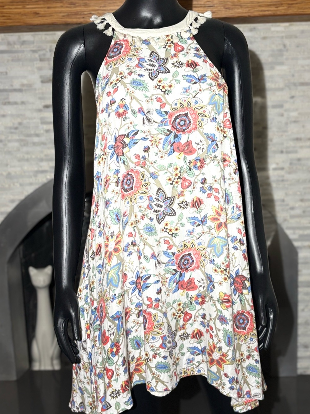 Blush Noir Boho Floral Tassel Criss-Cross Strap Shift Dress Sz L